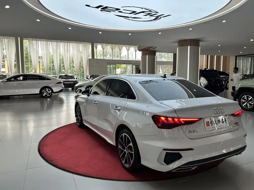 Audi A3 — фото 5