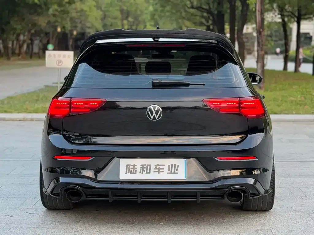 Volkswagen Golf GTI — фото 6