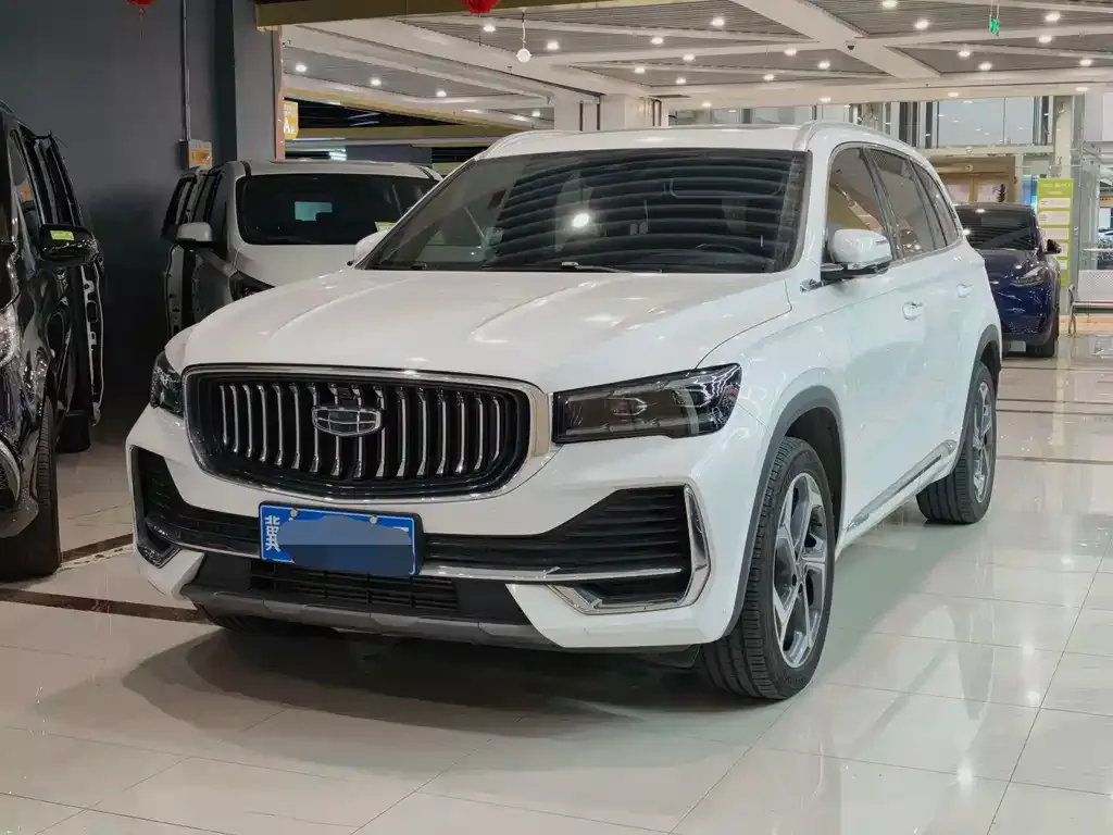 Geely Xingyue L — фото 1