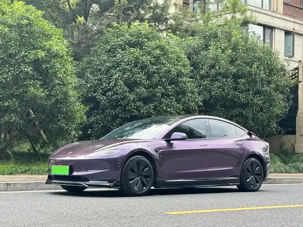 Tesla Model 3 — фото 10