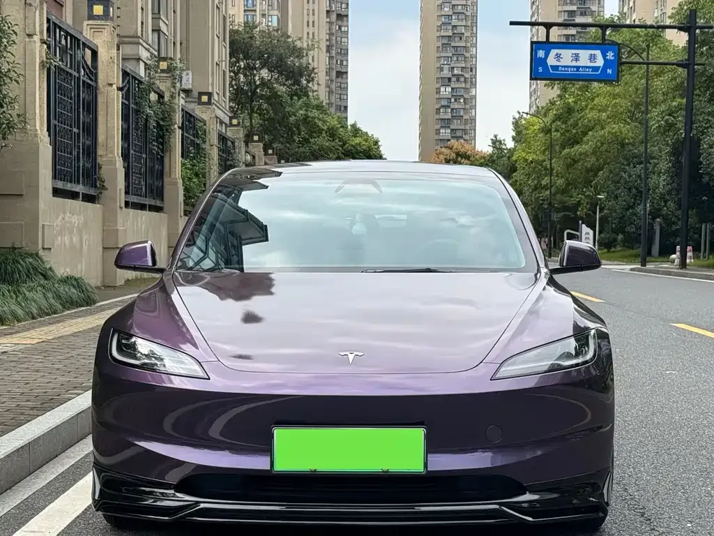Tesla Model 3 — фото 3