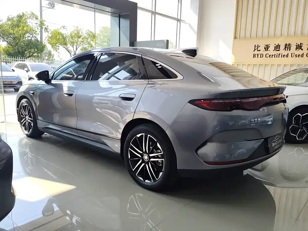 BYD Qin L — фото 4