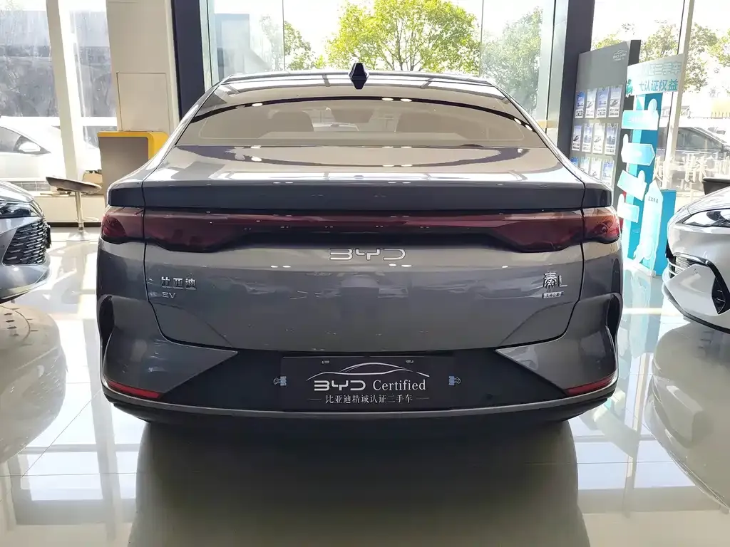 BYD Qin L — фото 6