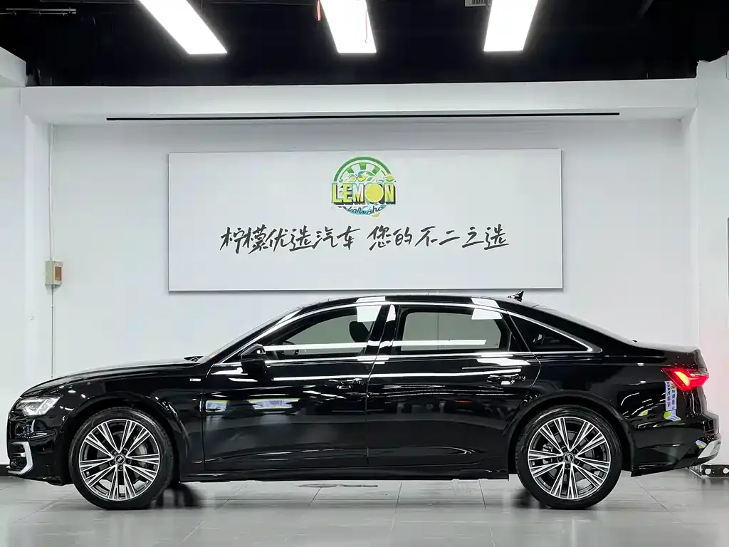 Audi A6L — фото 7