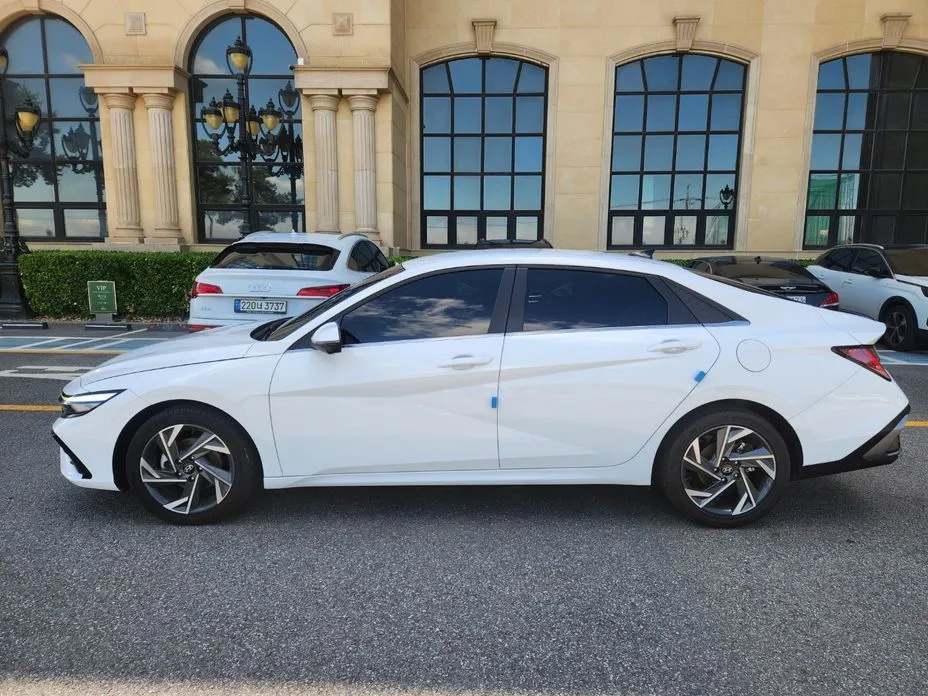 Hyundai AVANTE — фото 2