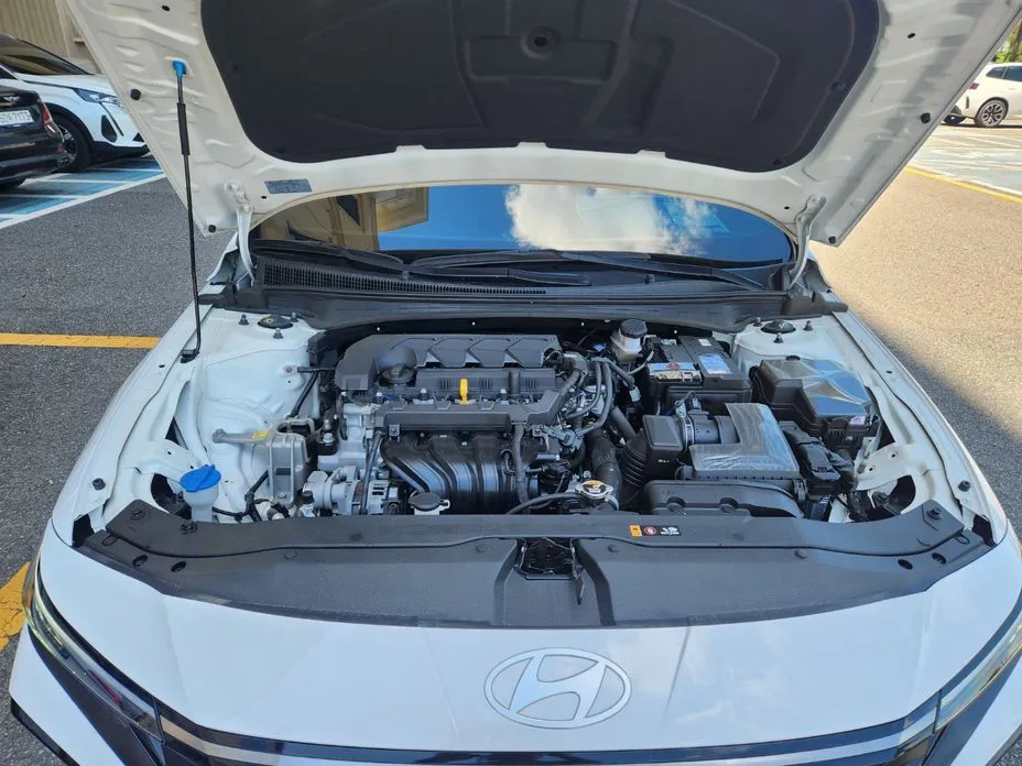 Hyundai AVANTE — фото 9