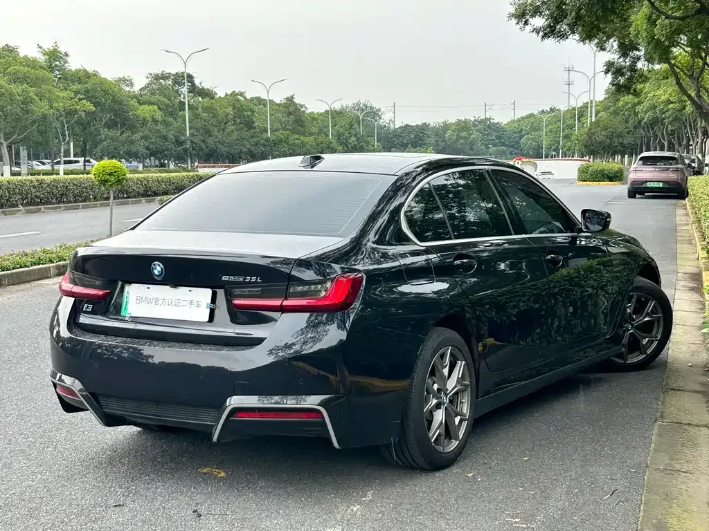 BMW i3 — фото 4