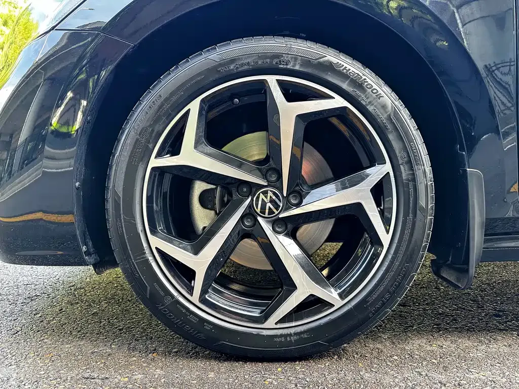 Volkswagen Passat — фото 5