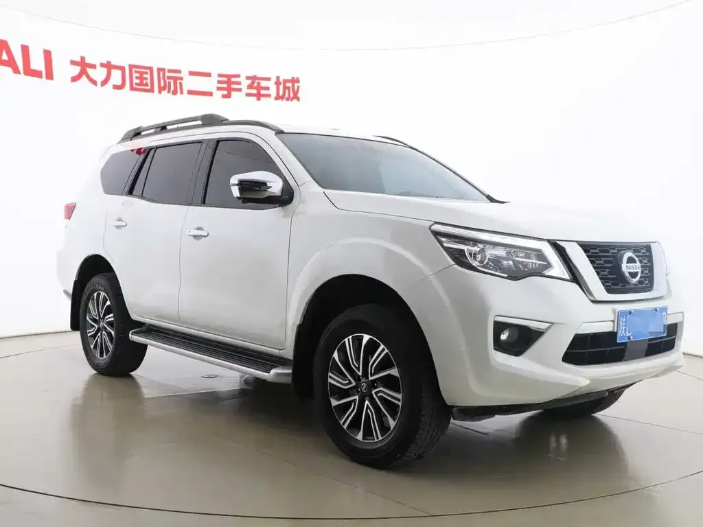 Nissan Terra — фото 2