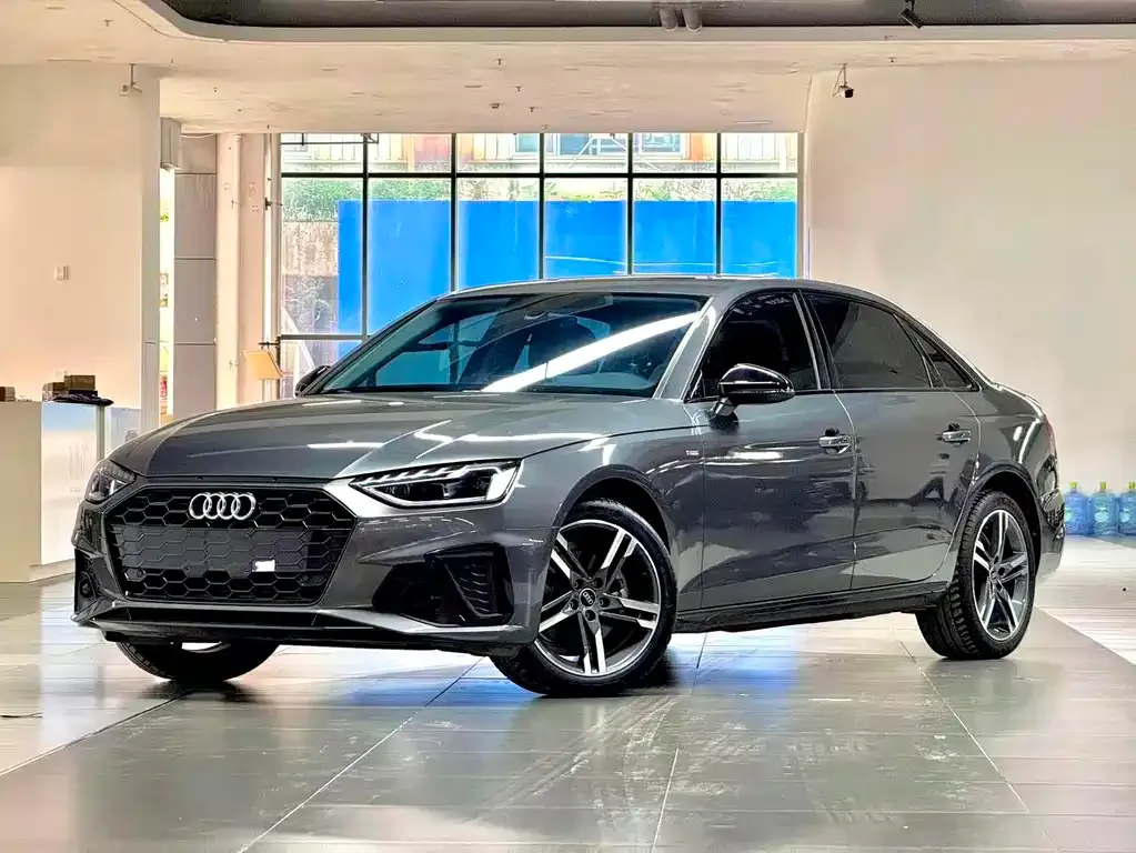 Audi A4L — фото 7