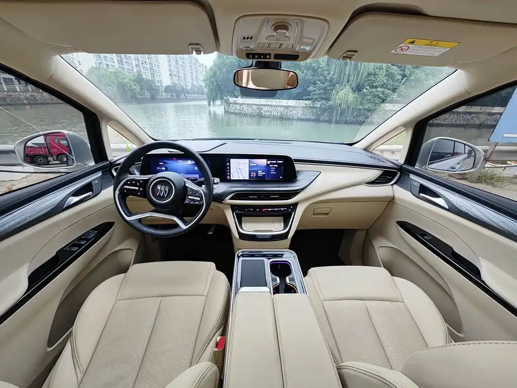 Buick GL8 Hybrid — фото 8