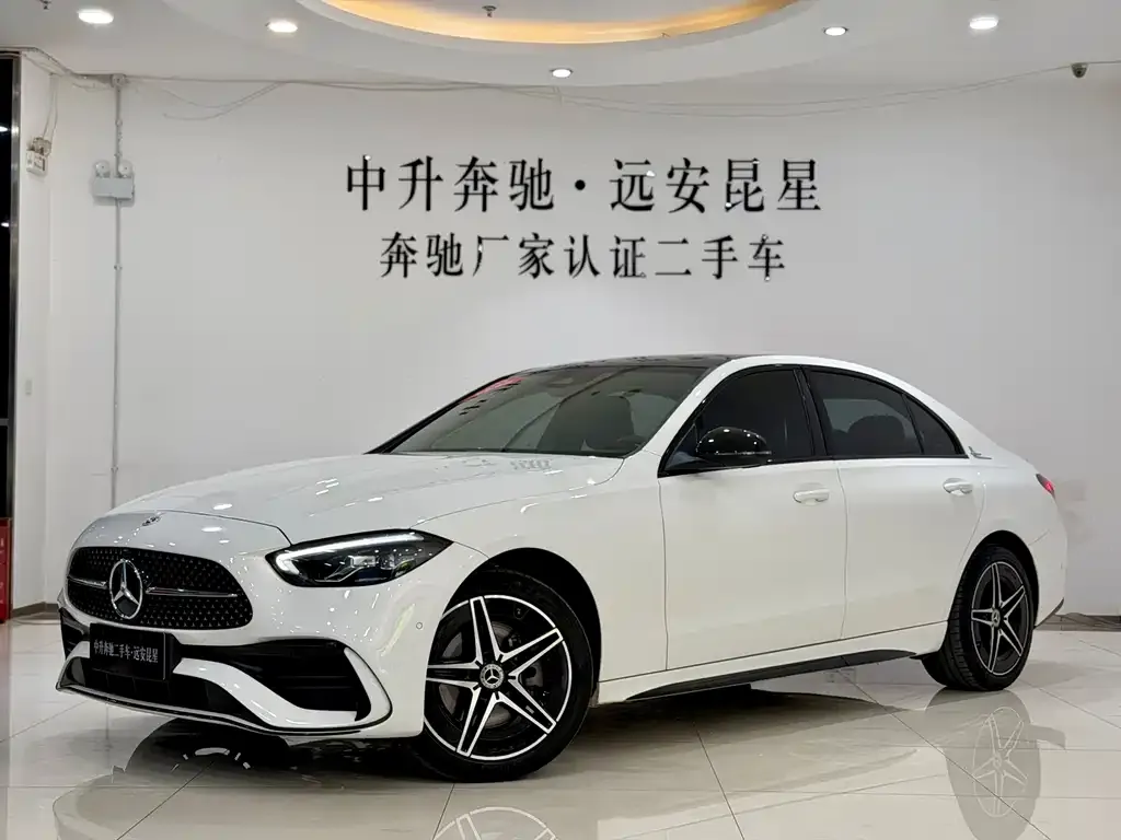 Mercedes-Benz C-Class — фото 1