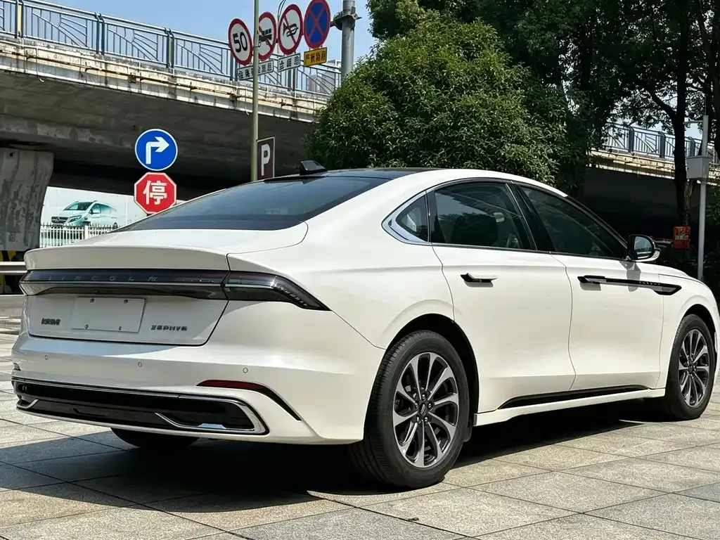 Lincoln Z — фото 10