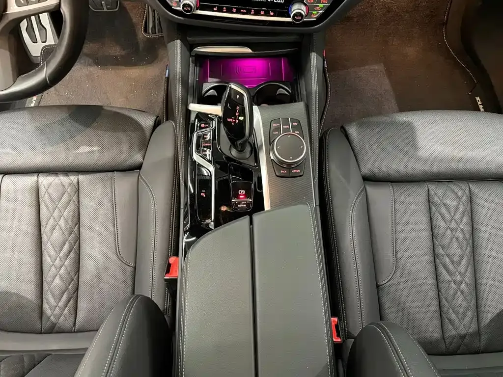 BMW 5 Series (Import) — фото 10