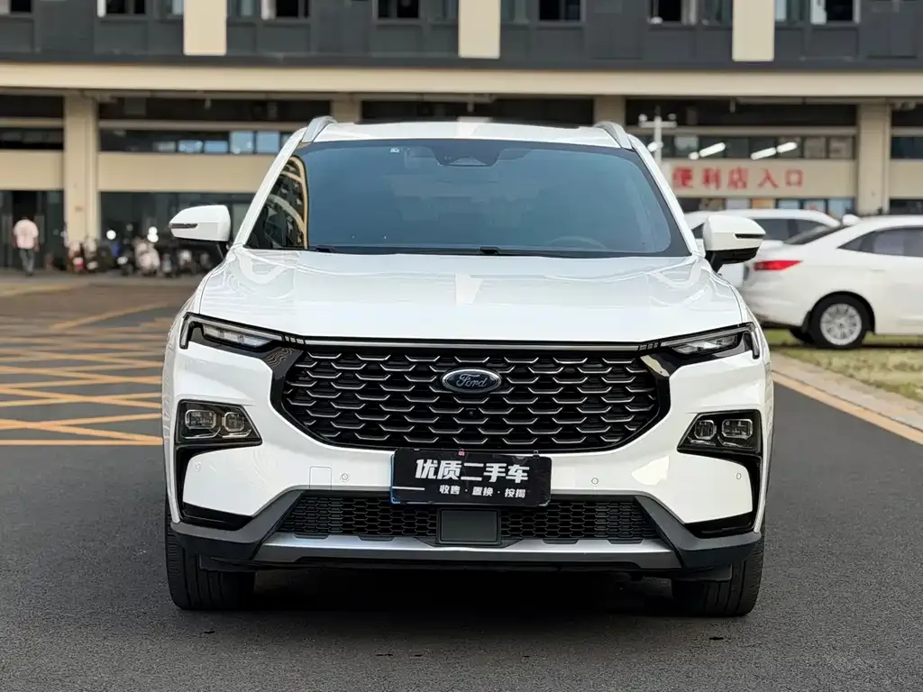 Ford Equator Sport — фото 4