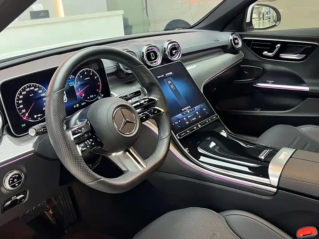 Mercedes-Benz C-Class — фото 10