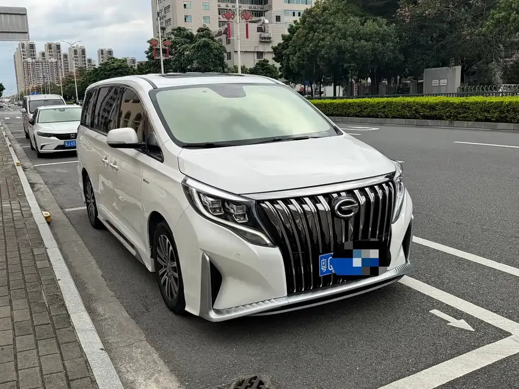 GAC Motor Trumpchi M8 — фото 8