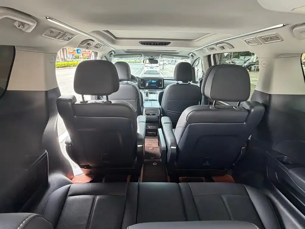 GAC Motor Trumpchi M8 — фото 2