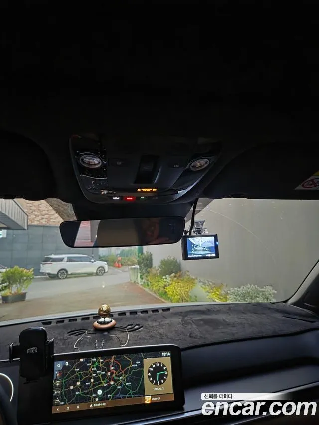 Kia Sorento — фото 9