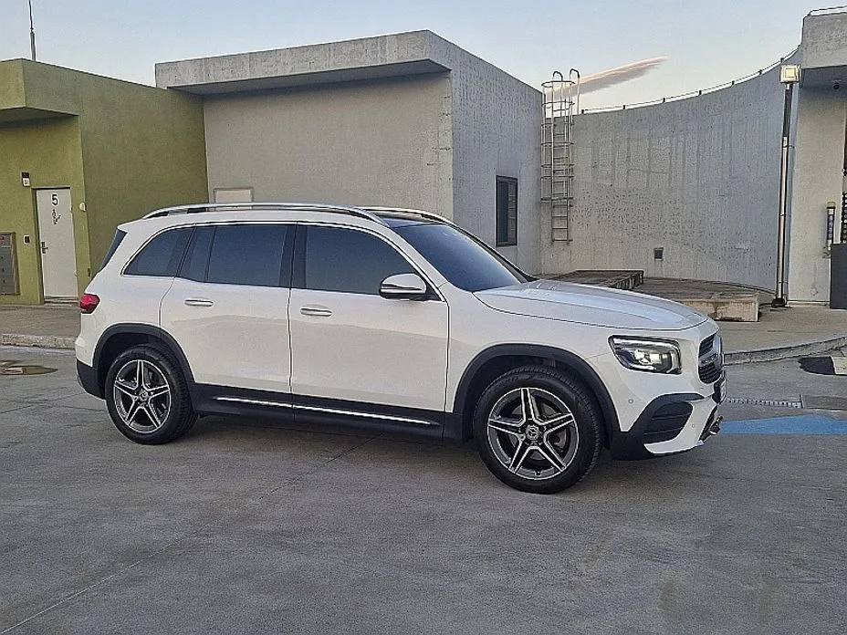 Mercedes-Benz GLB-Class — фото 2