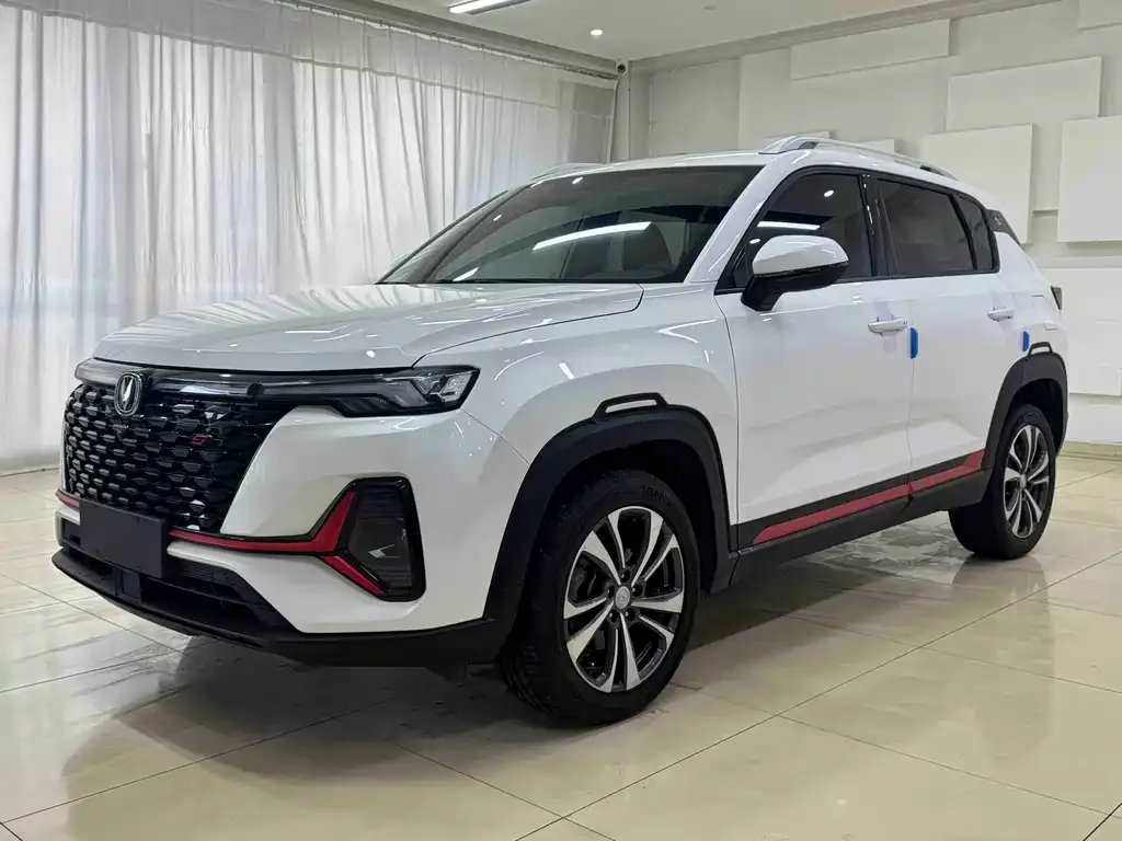 Changan CS35PLUS — фото 1