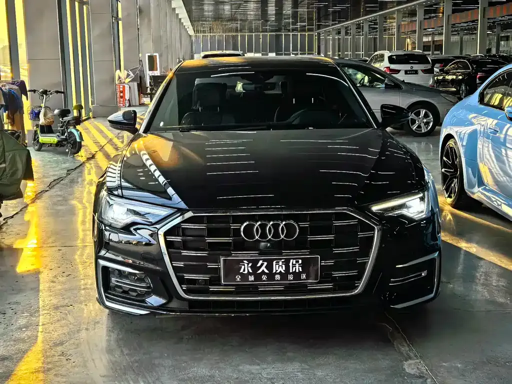Audi A6L — фото 8