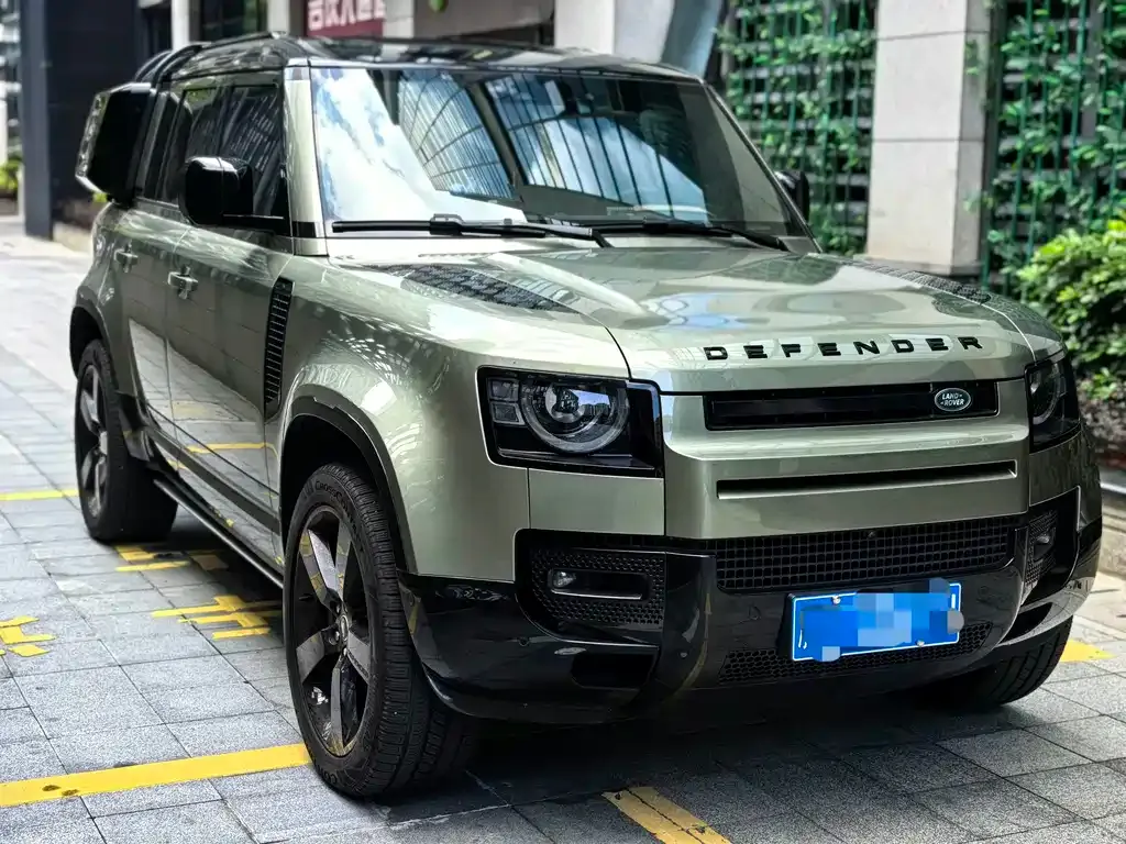 Land Rover Defender — фото 6