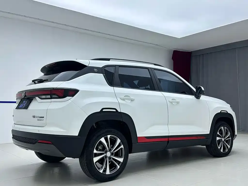 Changan CS35PLUS — фото 2