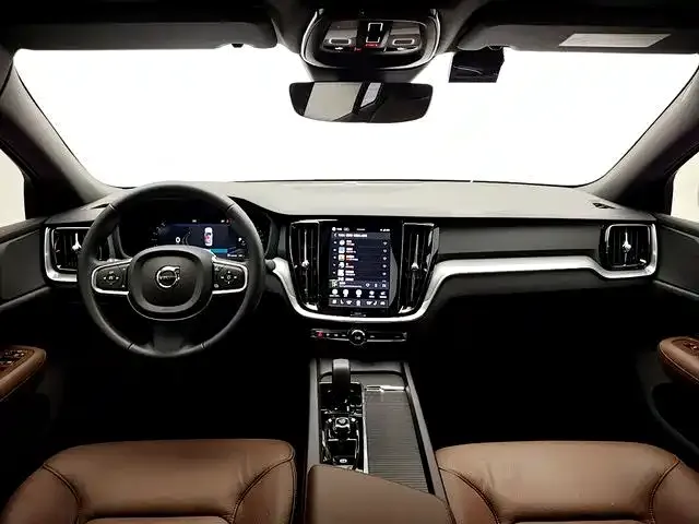 Volvo S60 — фото 9