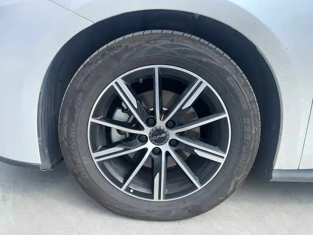BYD Seal 06 — фото 10
