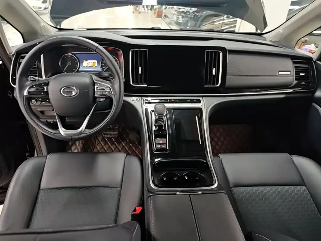 GAC Motor Trumpchi M8 — фото 3