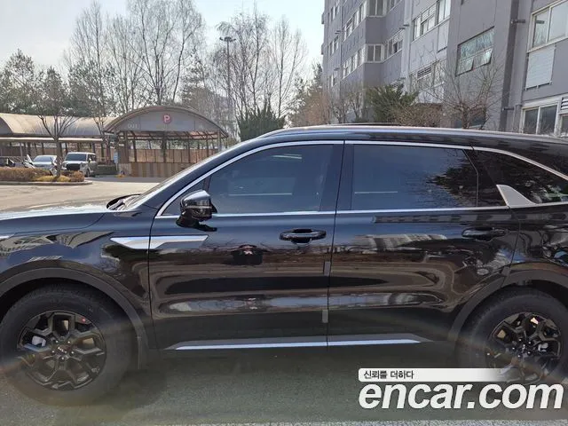 Kia Sorento — фото 9