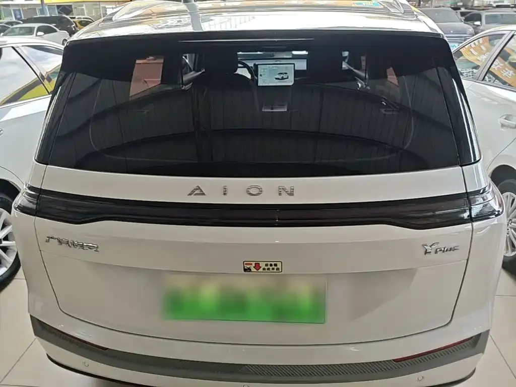 Aion Y — фото 2