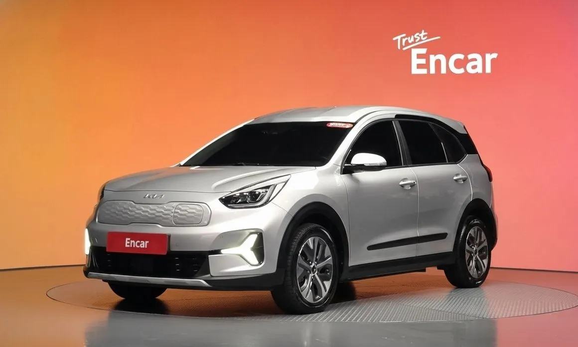 Kia Niro — фото 1