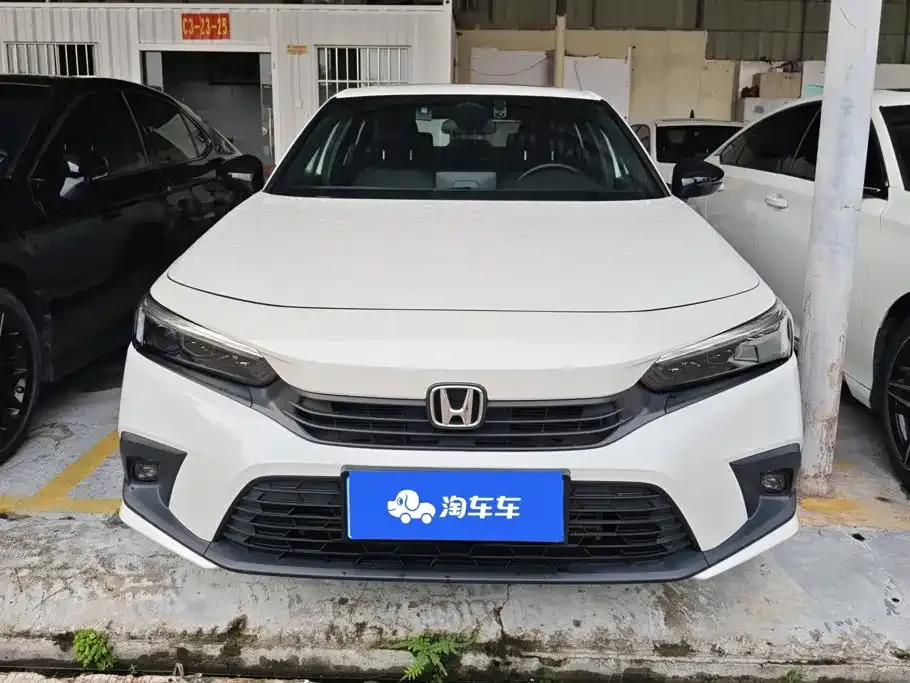 Honda Civic — фото 7
