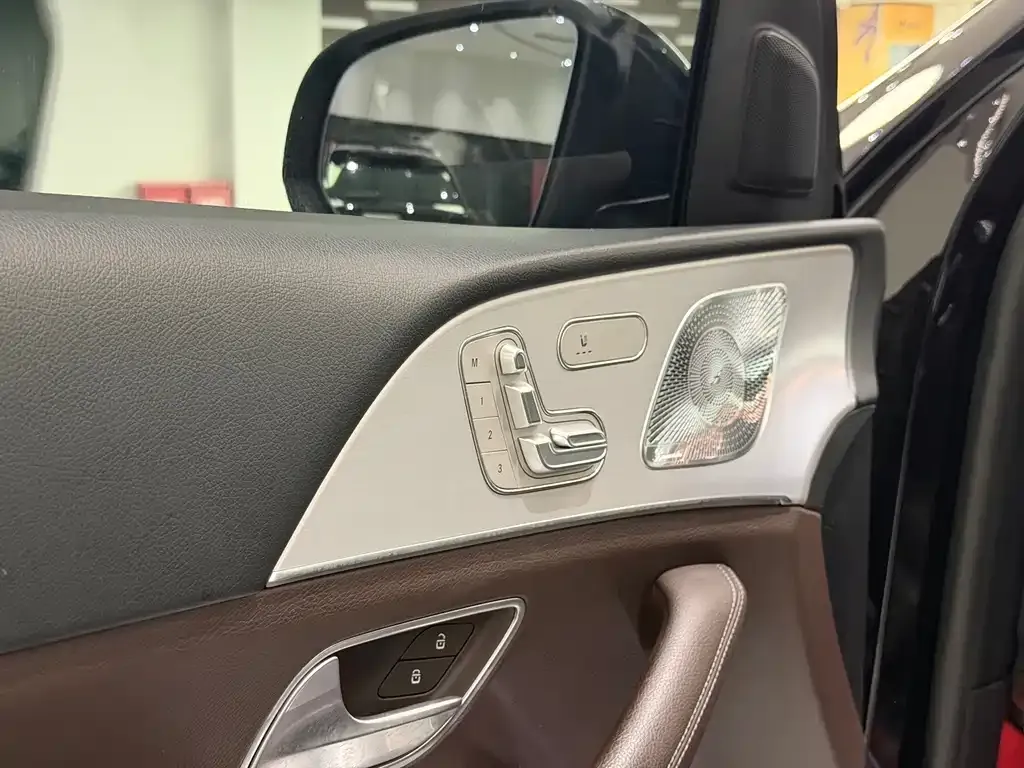 Mercedes-Benz GLE (Import) — фото 10