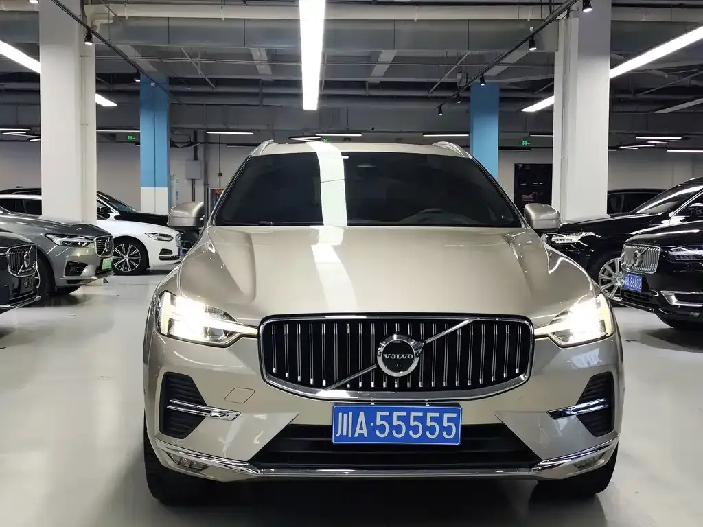 Volvo XC60 — фото 3