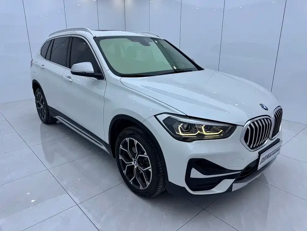 BMW X1 — фото 5