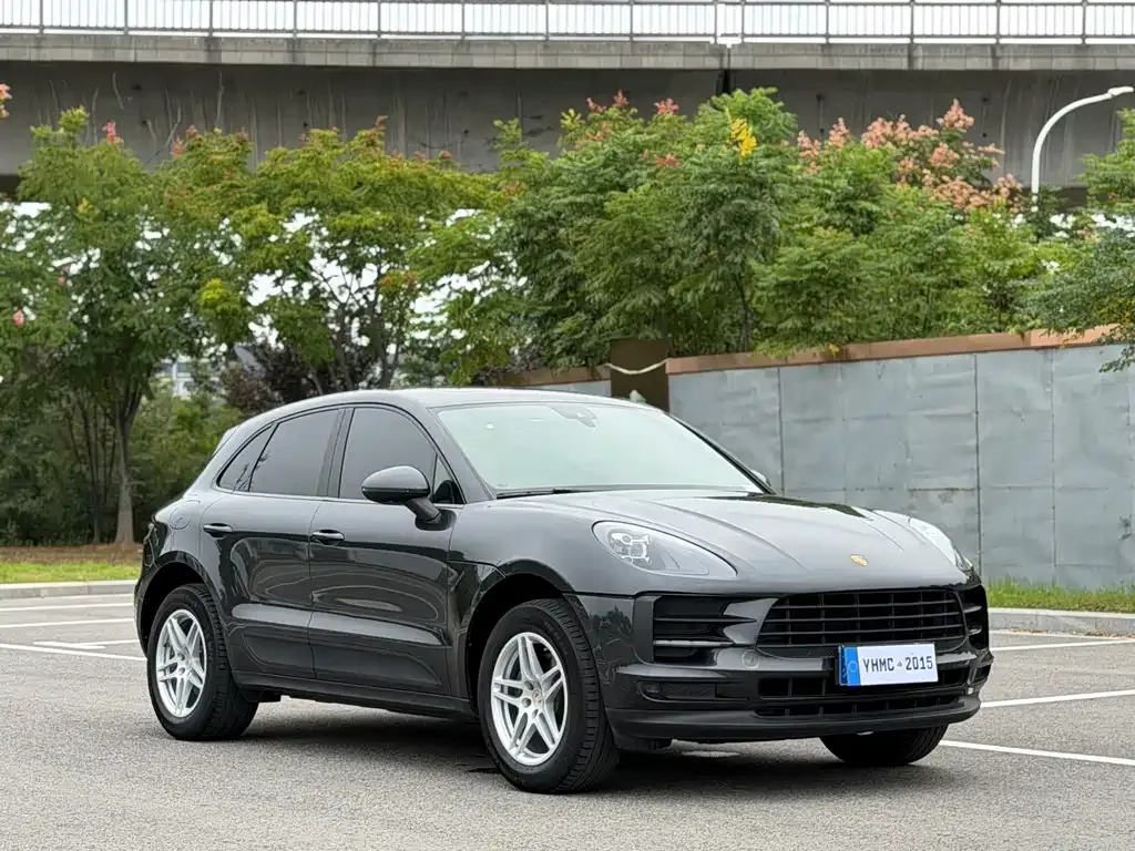 Porsche Macan — фото 9