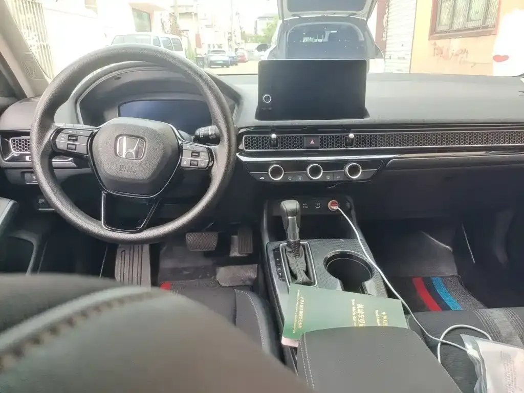 Honda Civic — фото 4