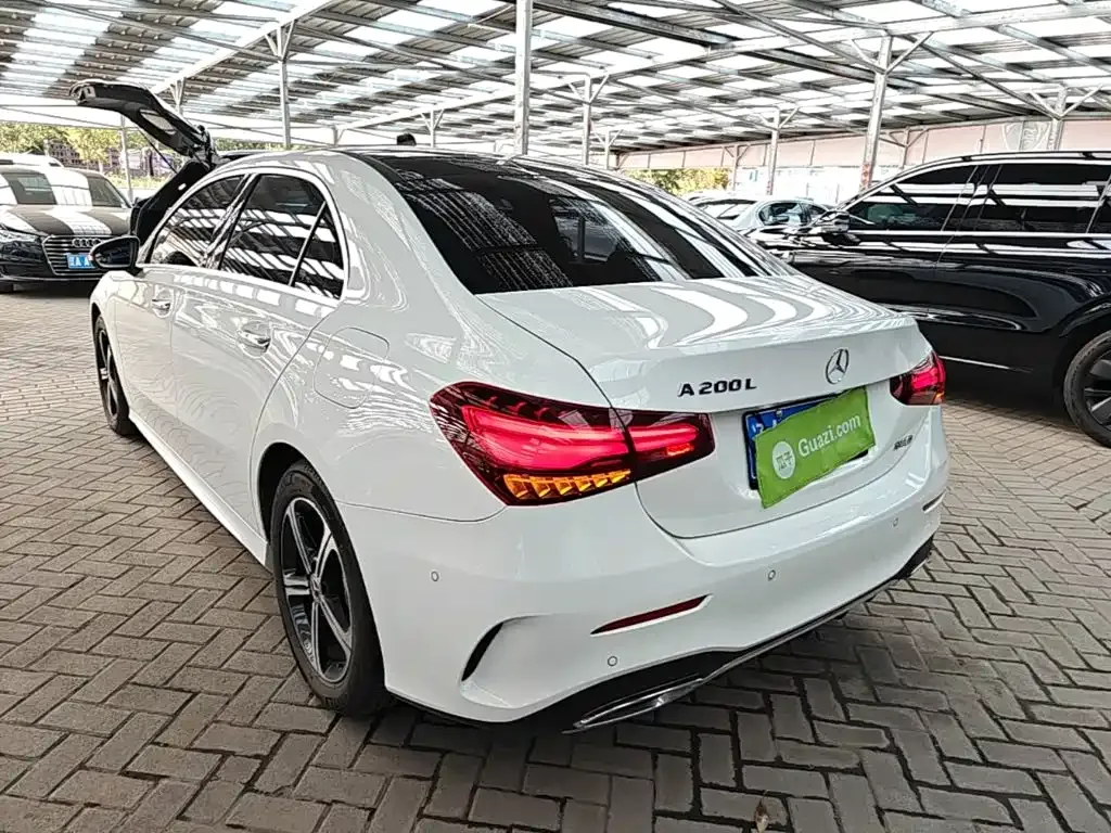 Mercedes-Benz A-Class — фото 6
