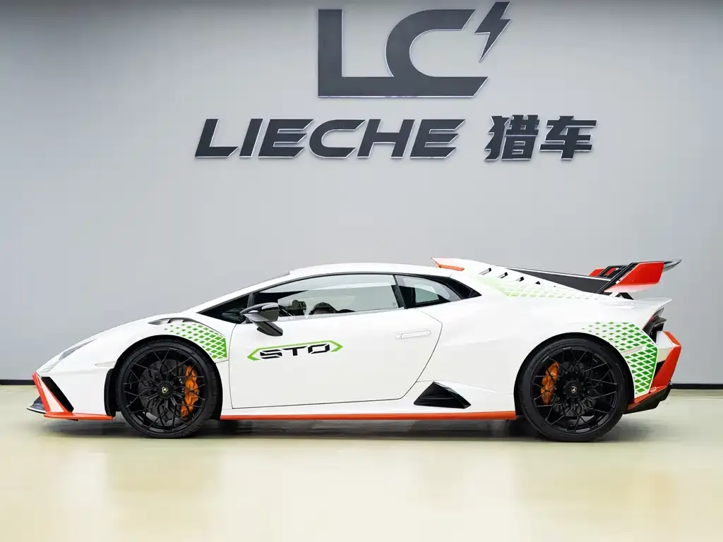 Lamborghini Huracan — фото 10