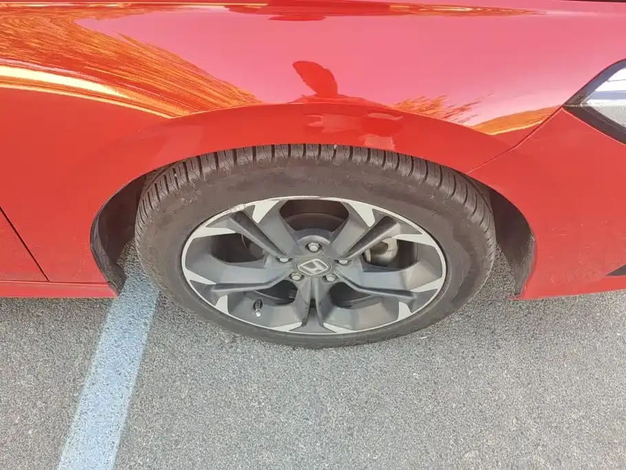 Honda Civic — фото 10