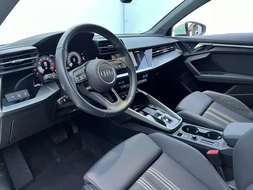 Audi A3 — фото 9