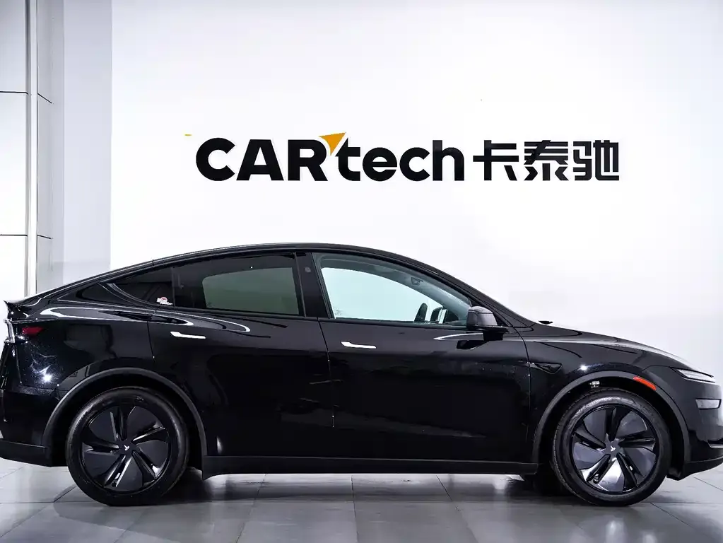Tesla Model Y — фото 4