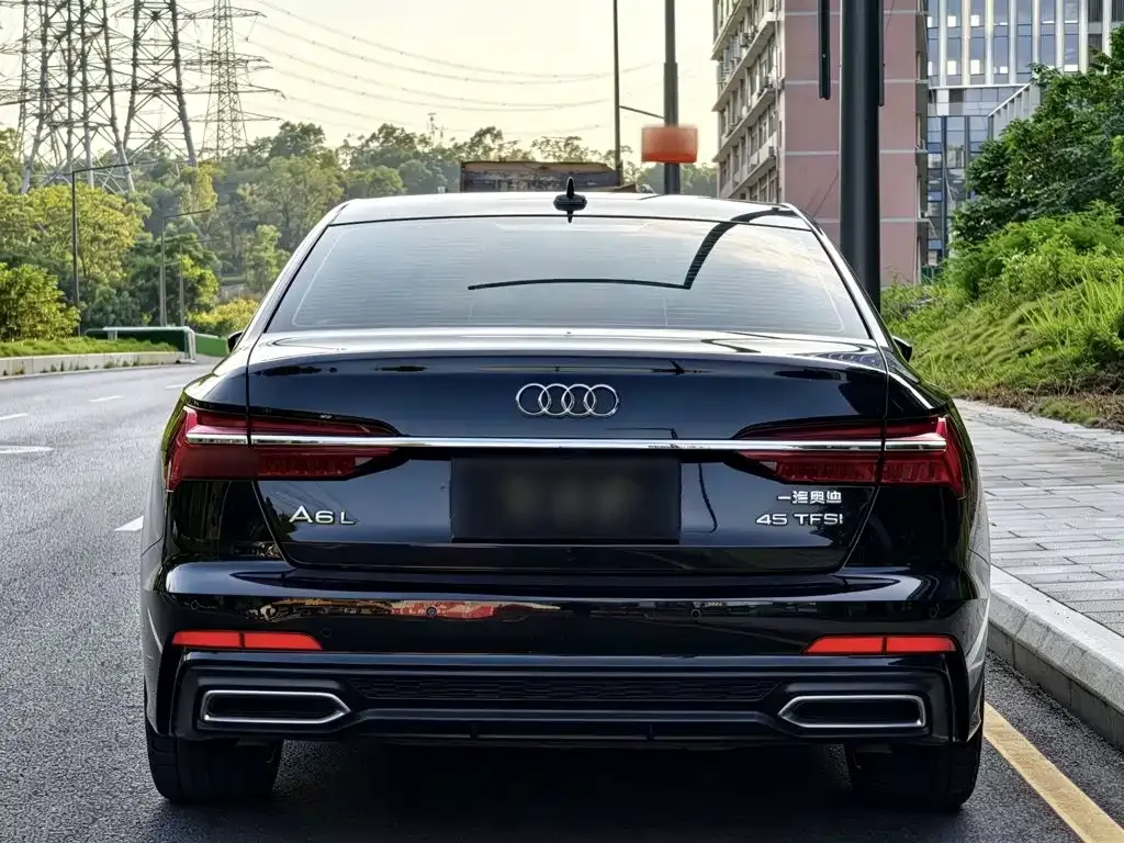 Audi A6L — фото 3