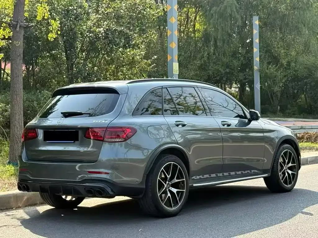 Mercedes-Benz GLC AMG — фото 8