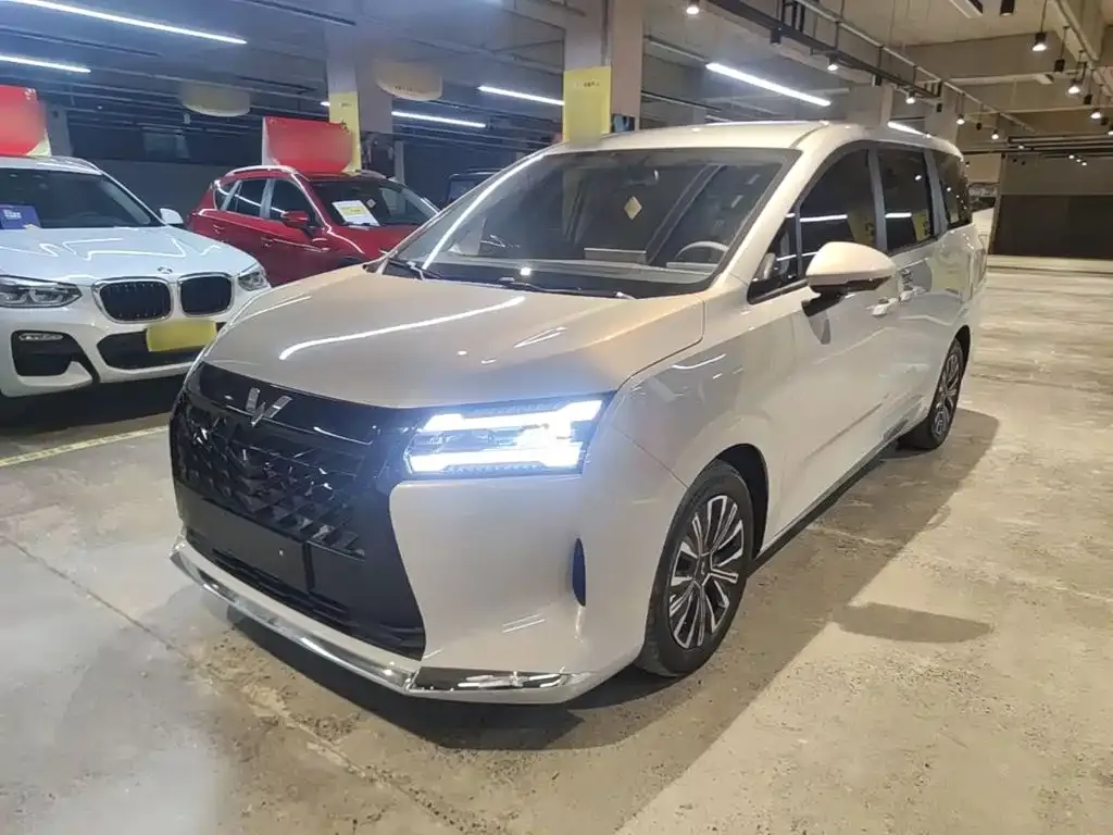 Wuling Xingguang 730 New Energy — фото 4