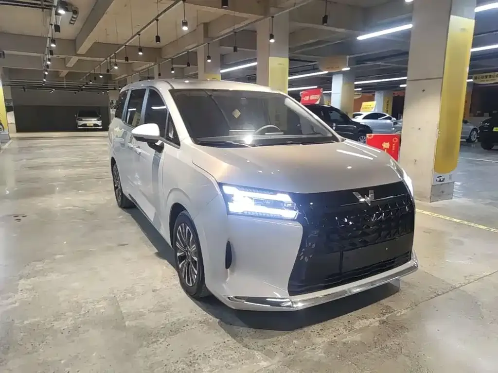 Wuling Xingguang 730 New Energy — фото 3