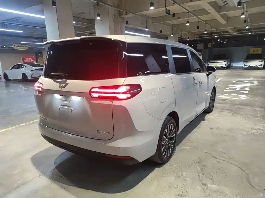 Wuling Xingguang 730 New Energy — фото 9